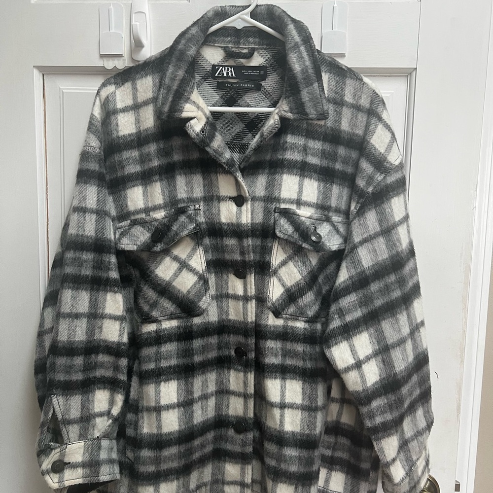 Zara Women's Checkered Utility Jacket in Black and Cream